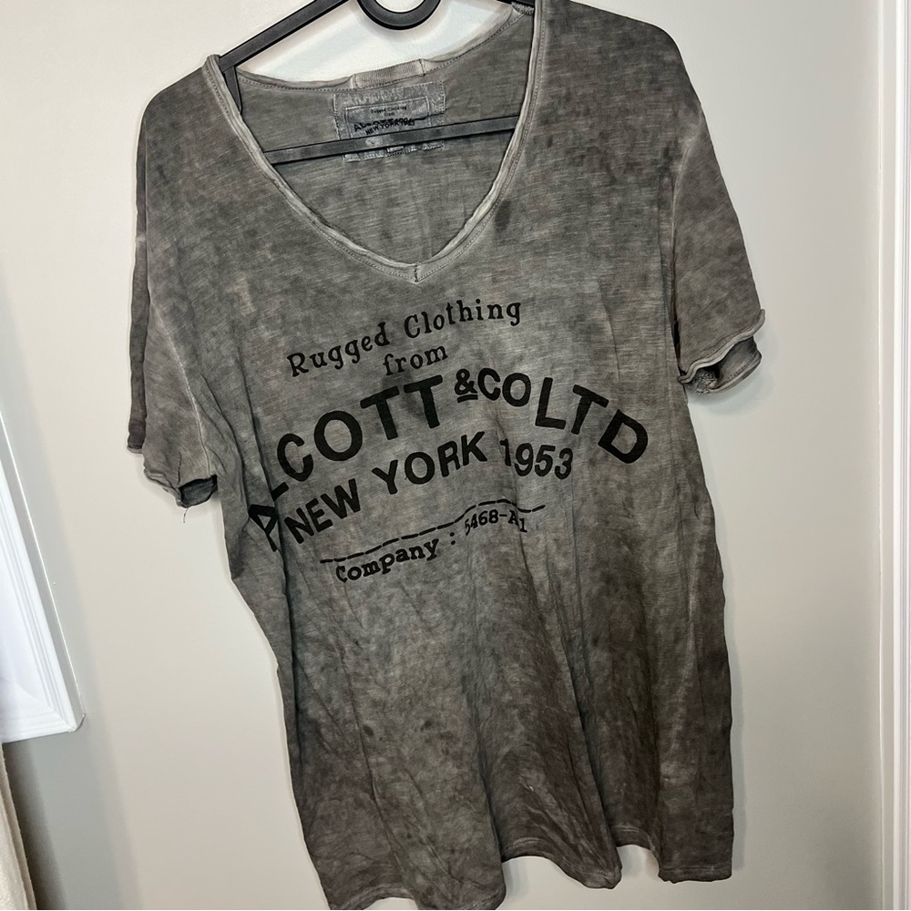 Alcott Light Gray T-Shirt